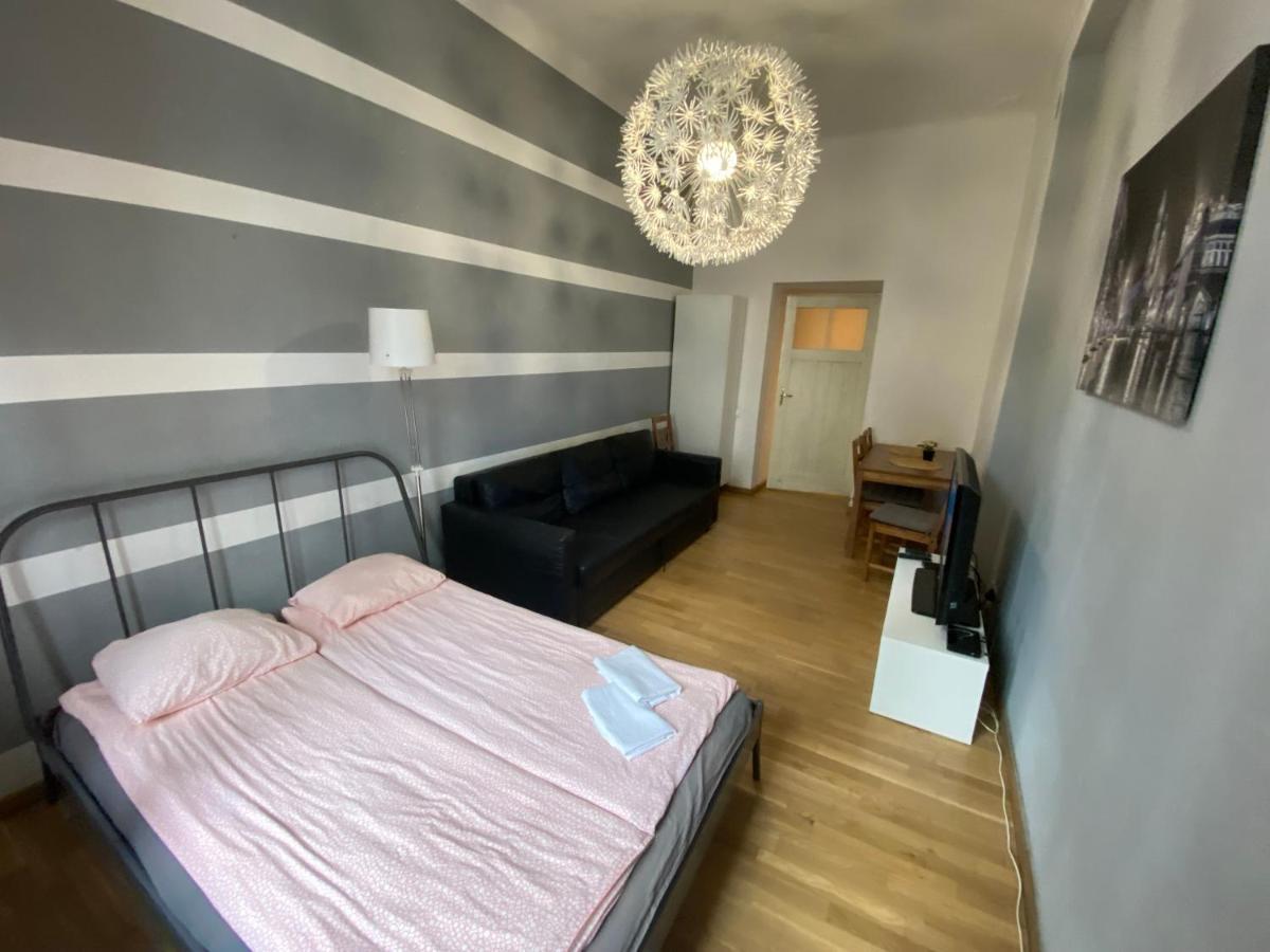 Radna Stay Warschau Buitenkant foto