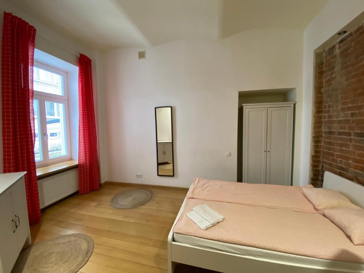 Radna Stay Warschau Buitenkant foto